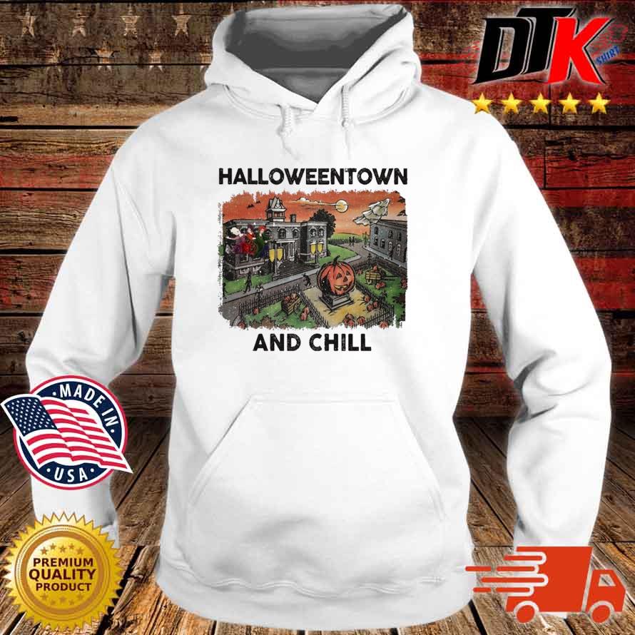 Halloweentown and chill s Hoodie trang