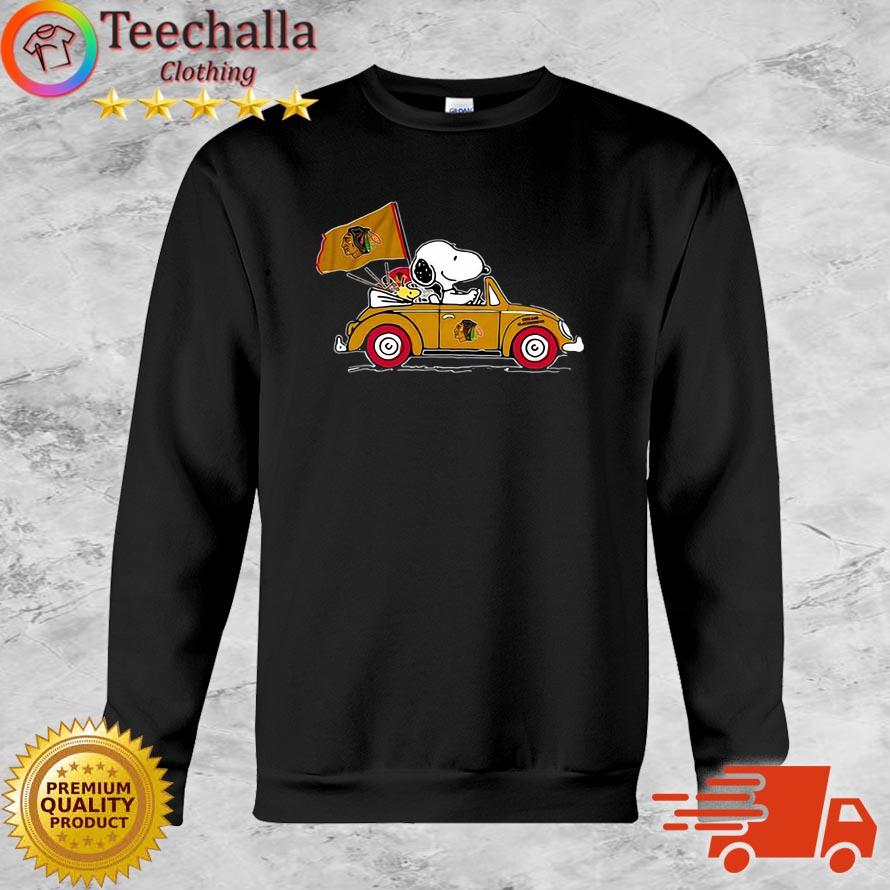 NFL Chicago Blackhawks Snoopy And Woodstock Drives Chicago Blackhawks Beetle Car Shirt